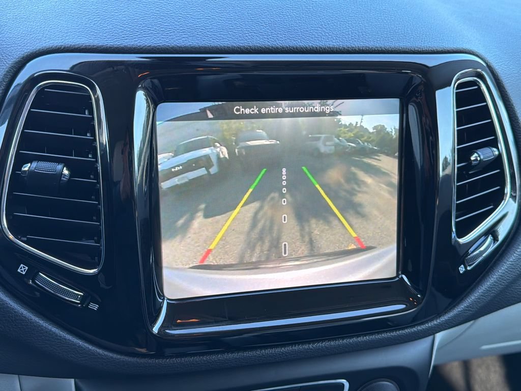 Used 2019 Jeep Compass Limited FWD image 26