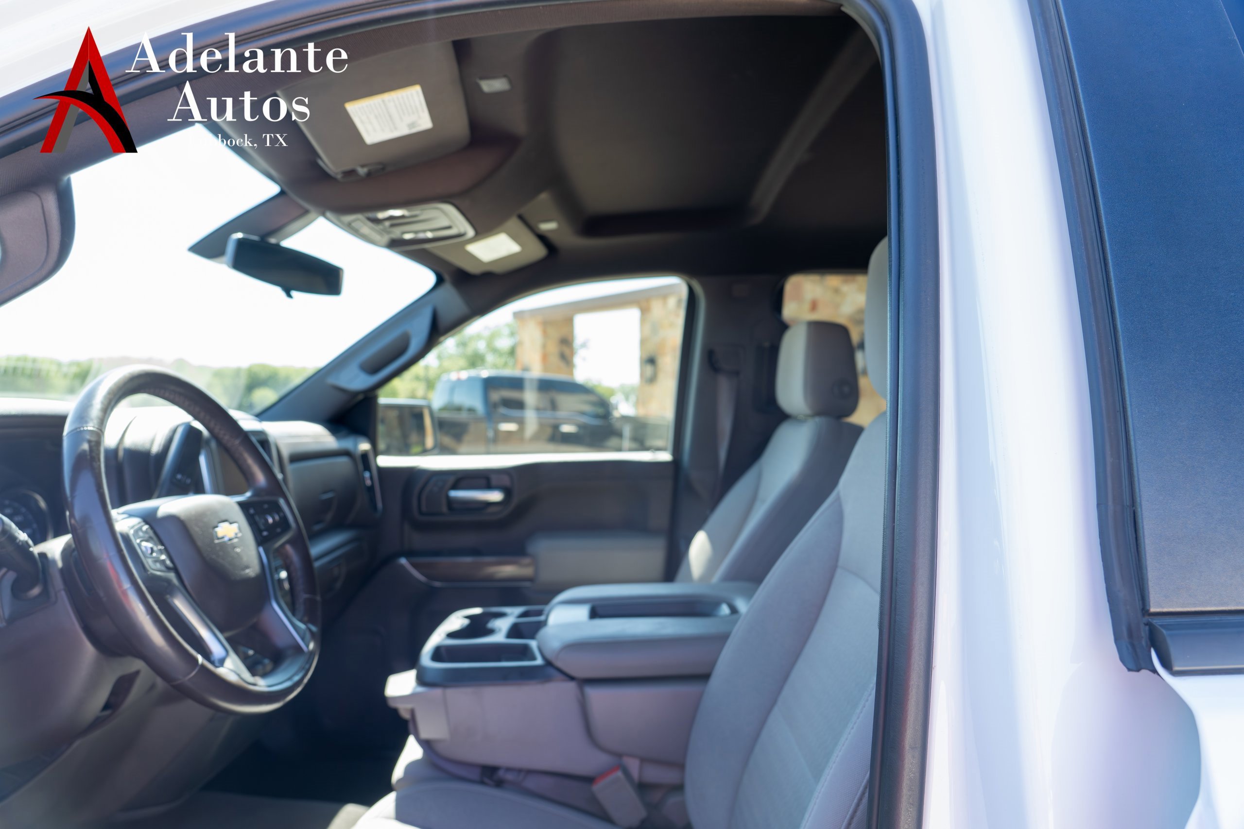 Used 2021 Chevrolet Silverado 1500 LT w/ Z71 Off-Road Package image 5