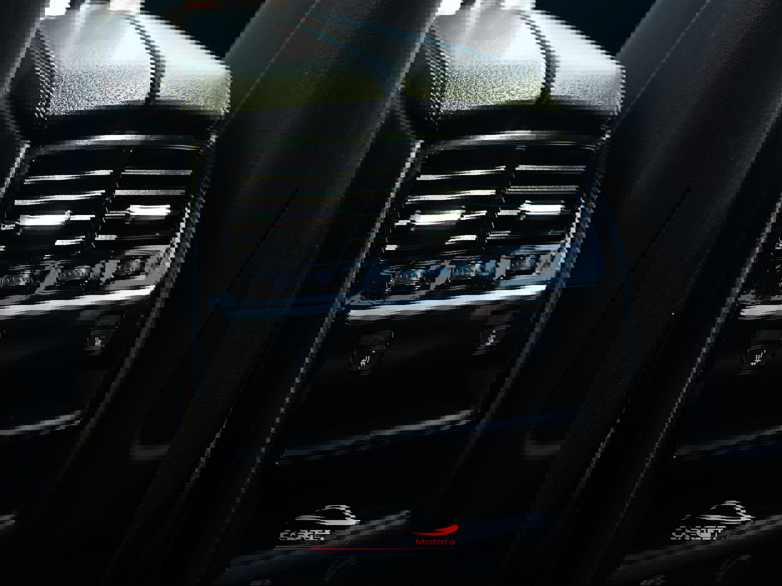 Used 2018 BMW 540i xDrive image 23