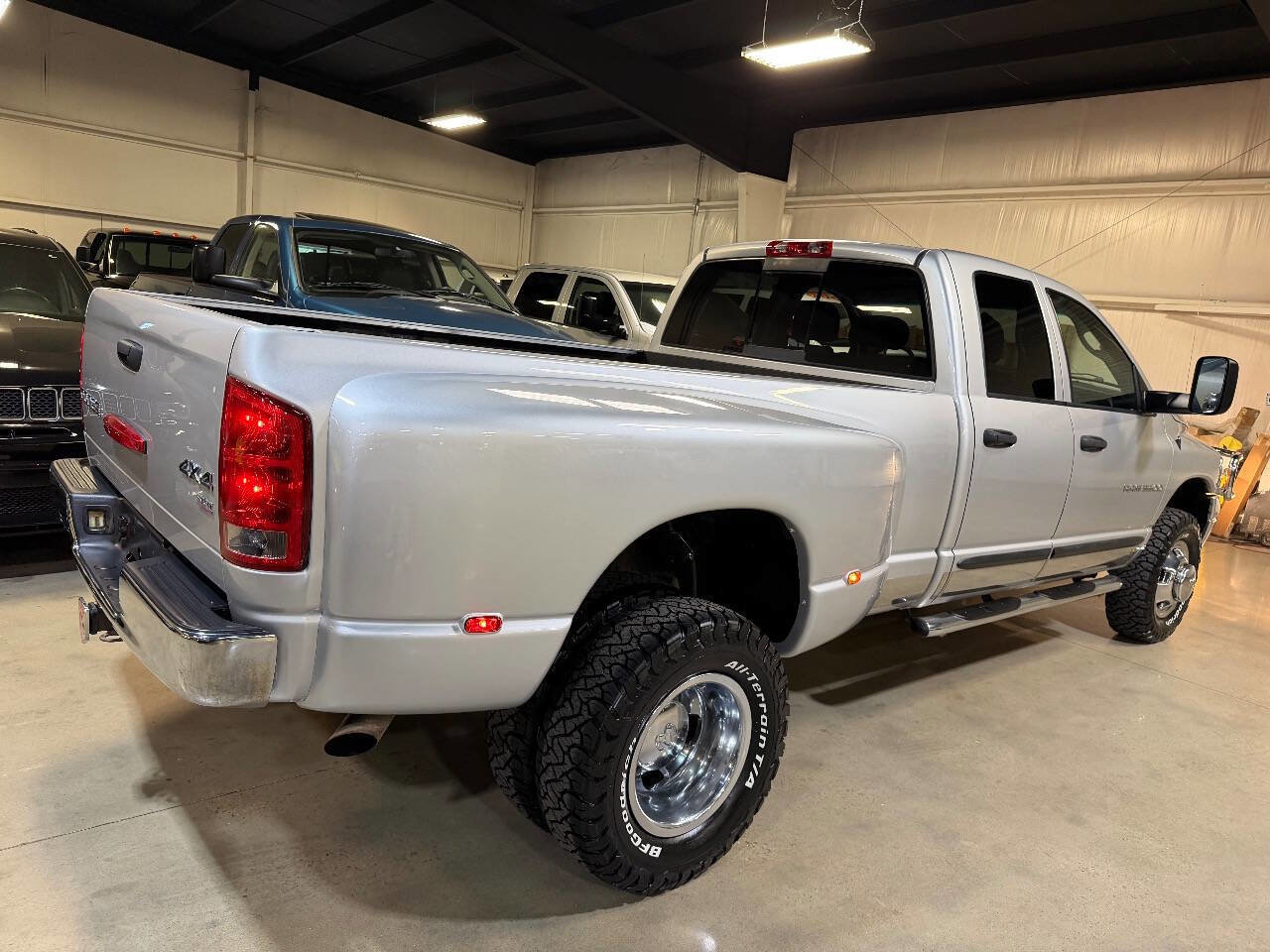 Used 2004 Dodge Ram 3500 Truck SLT w/ Trailer Tow Group AWD/4WD image 18