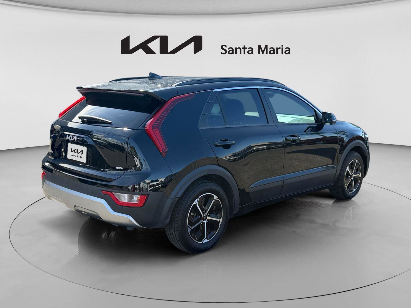 Certified 2023 Kia Niro EX image 8