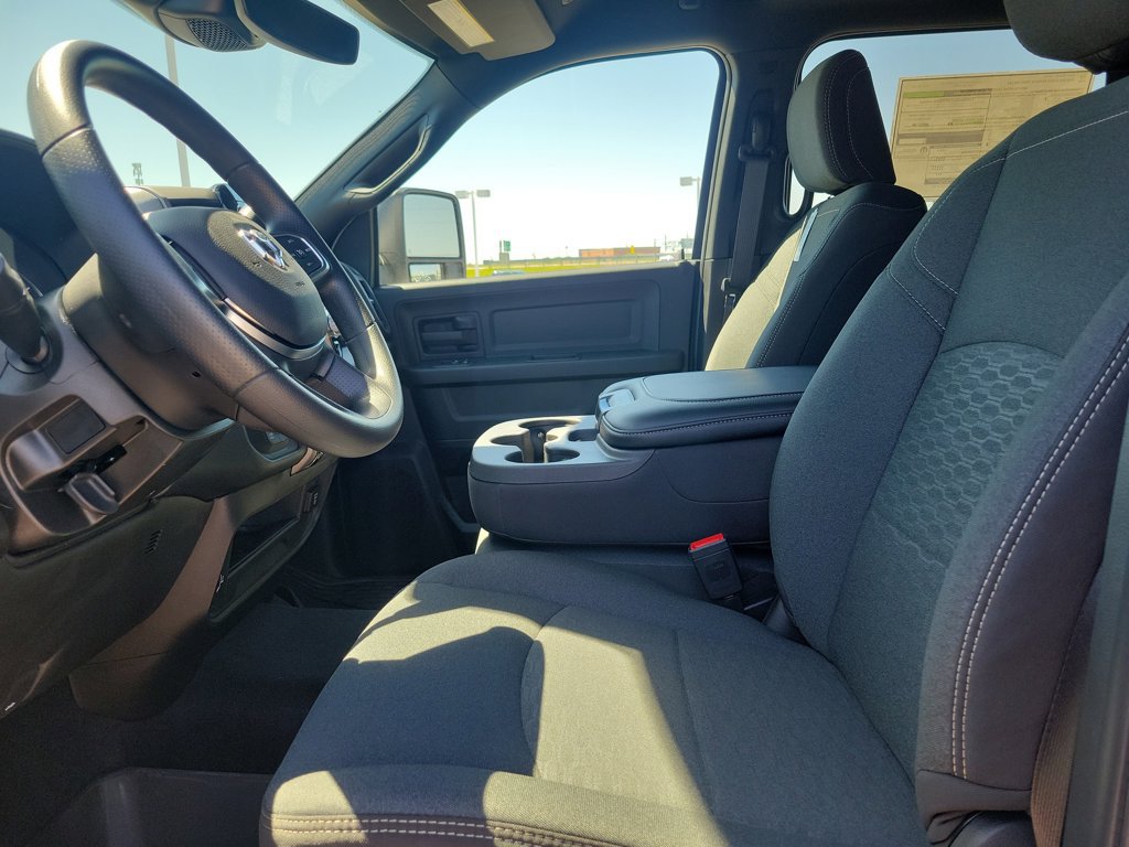 New 2026 RAM 2500 Tradesman AWD/4WD image 13