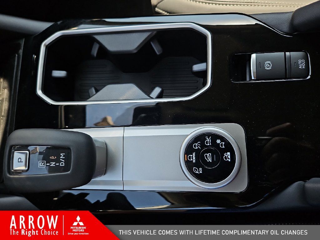 New 2026 Mitsubishi Outlander SE AWD/4WD image 29