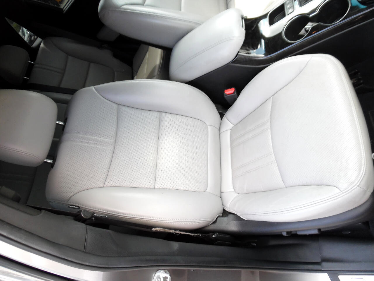 Used 2014 Kia Sorento SX image 23