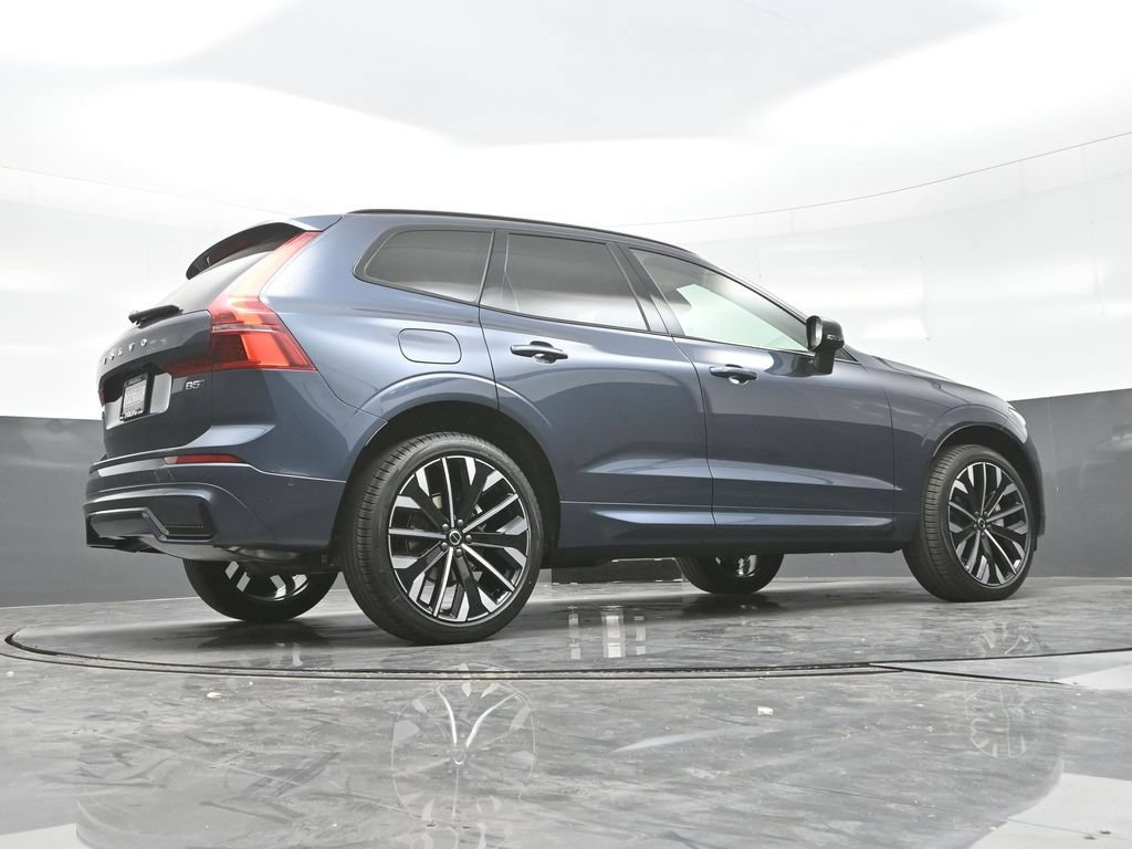 New 2026 Volvo XC60 B5 Ultra w/ Climate Package AWD/4WD image 35