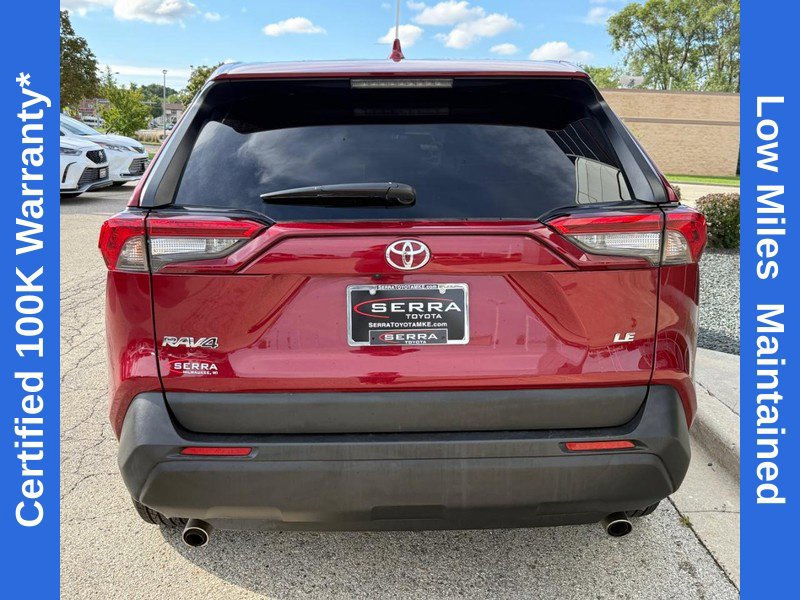 Used 2024 Toyota RAV4 LE FWD image 3