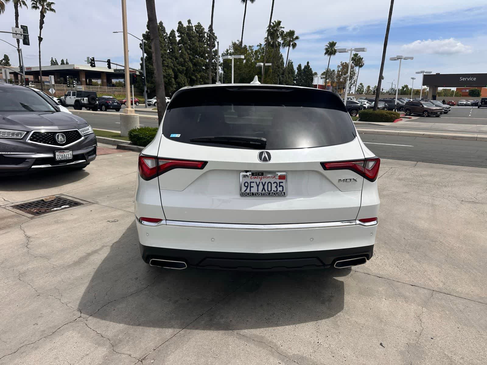 Used 2023 Acura MDX FWD w/ Technology Package image 4