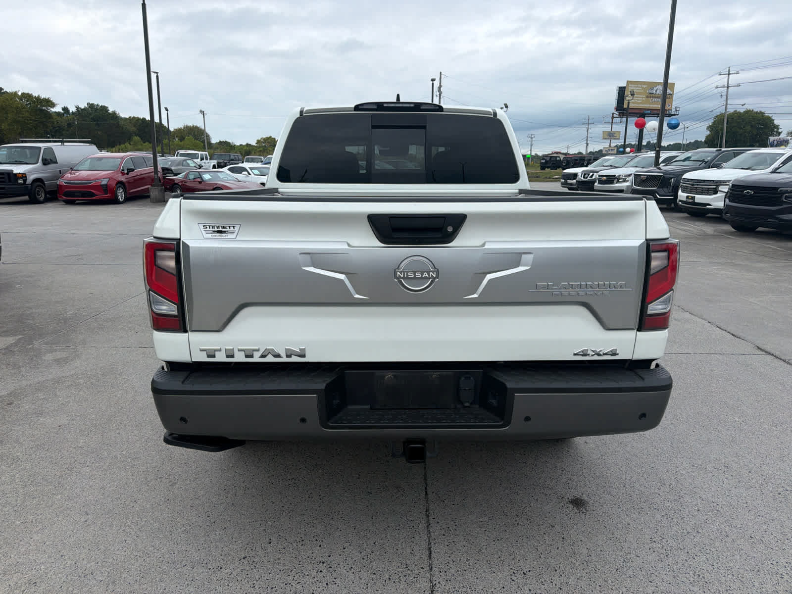 Used 2024 Nissan Titan Platinum Reserve w/ Moonroof Package AWD/4WD image 8