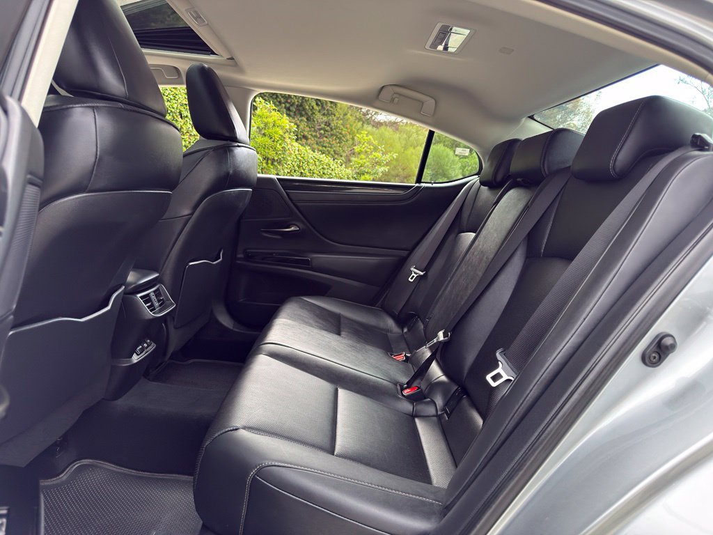 Certified 2024 Lexus ES 350 w/ Accessory Package (Z1) FWD image 19