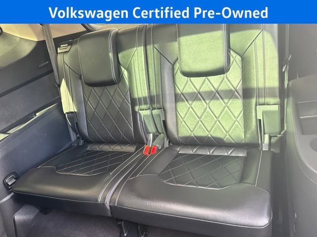 Certified 2024 Volkswagen Atlas SEL Premium R-Line image 34