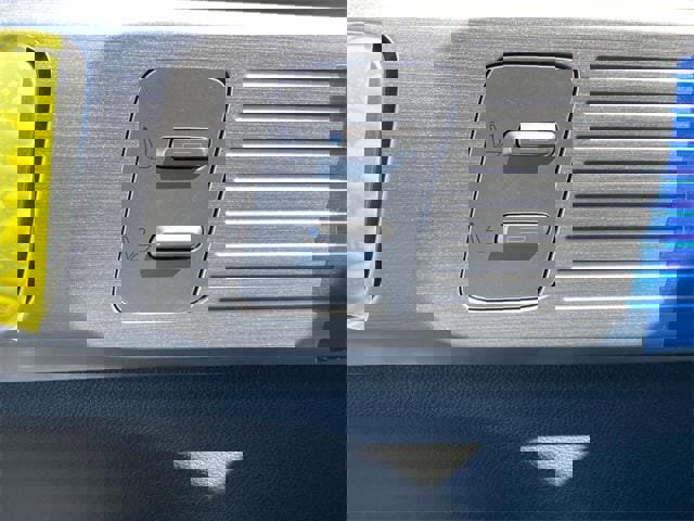 New 2025 Hyundai Santa Fe Limited image 9