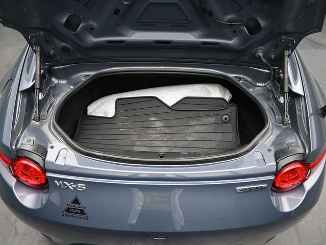 Used 2021 MAZDA MX-5 Miata RF Grand Touring image 22