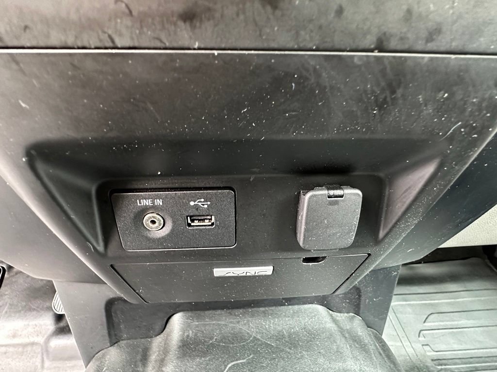 Used 2015 Ford F150 XL w/ Equipment Group 101A Mid AWD/4WD image 33