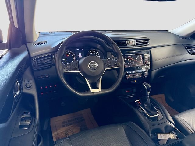 Used 2018 Nissan Rogue SL w/ Premium Package image 24