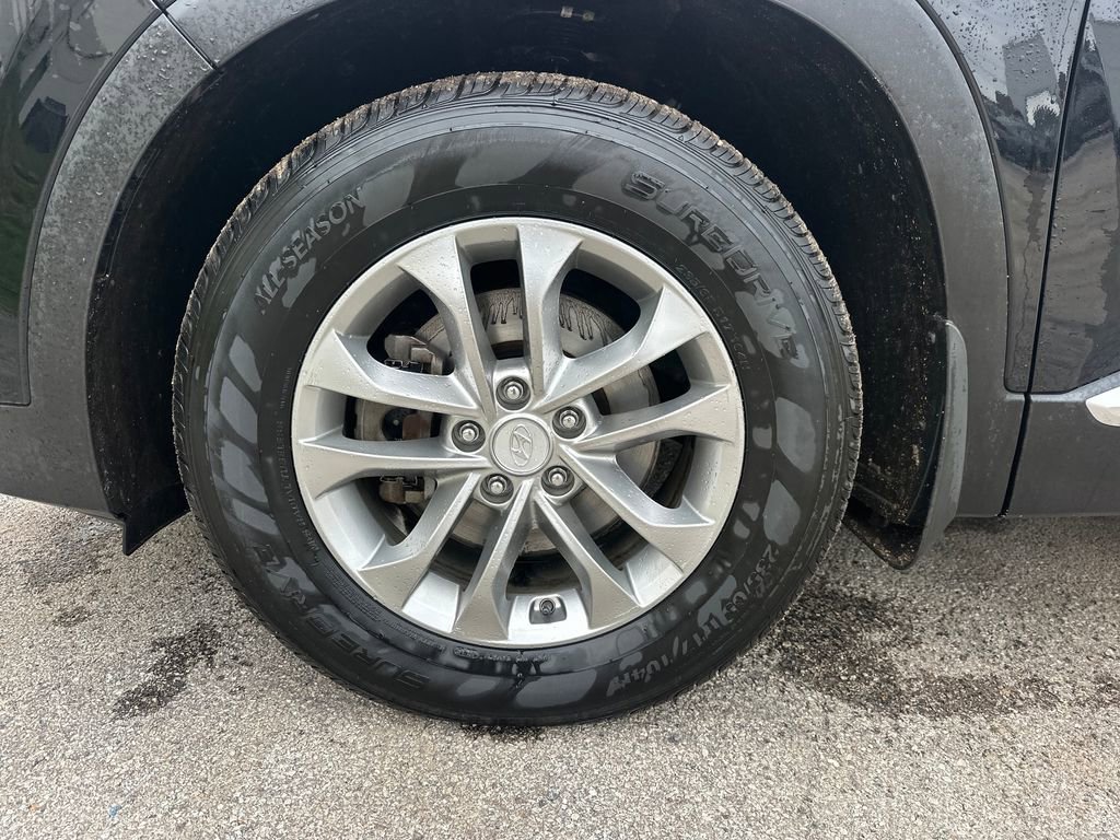 Used 2020 Hyundai Santa Fe SE FWD image 38