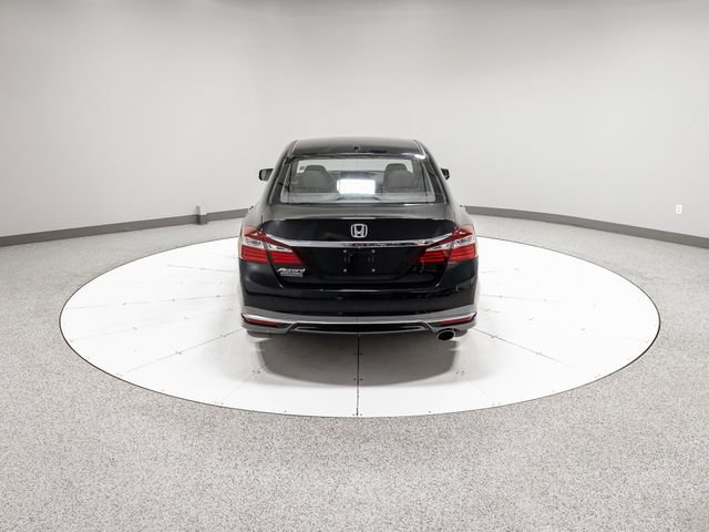 Used 2016 Honda Accord EX-L image 32