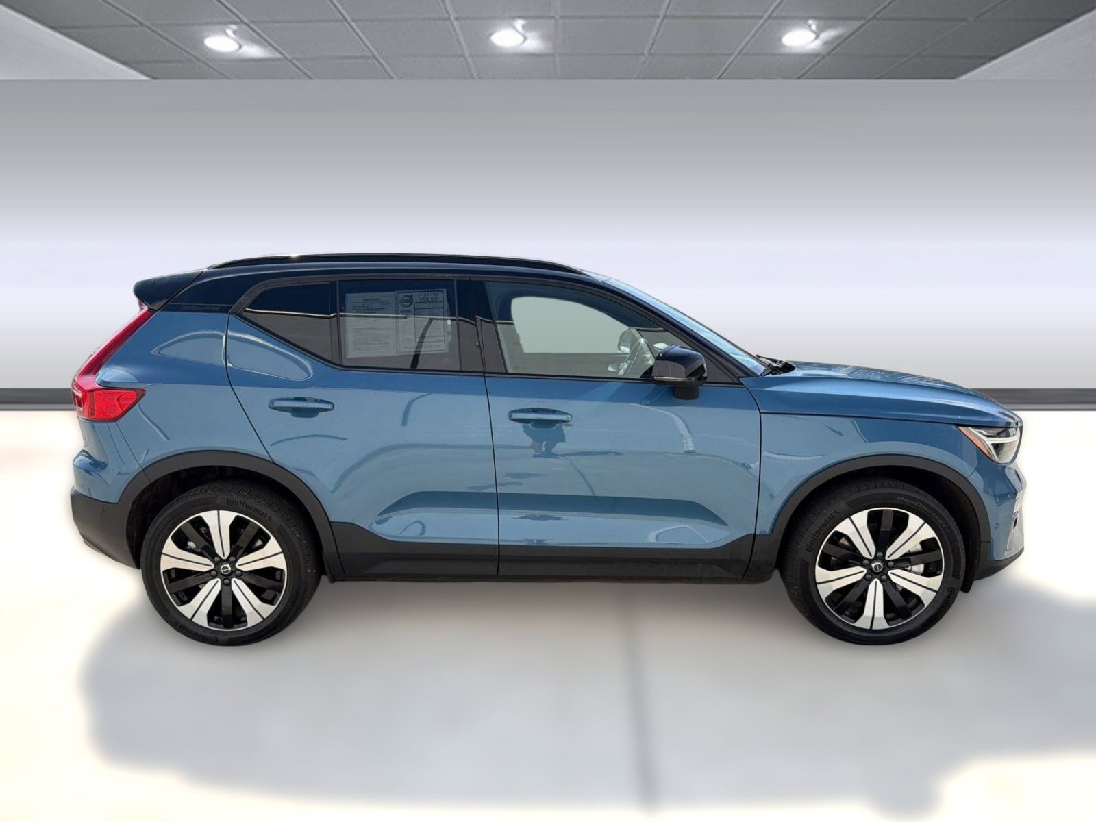 Used 2023 Polestar Polestar 2 Long Range Dual Motor w/ Pilot Pack image 8