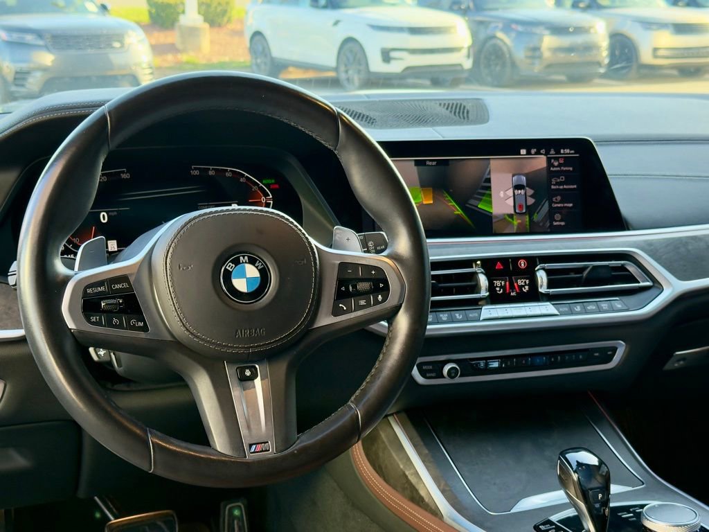 Used 2021 BMW X7 xDrive40i w/ M Sport Package AWD/4WD image 7