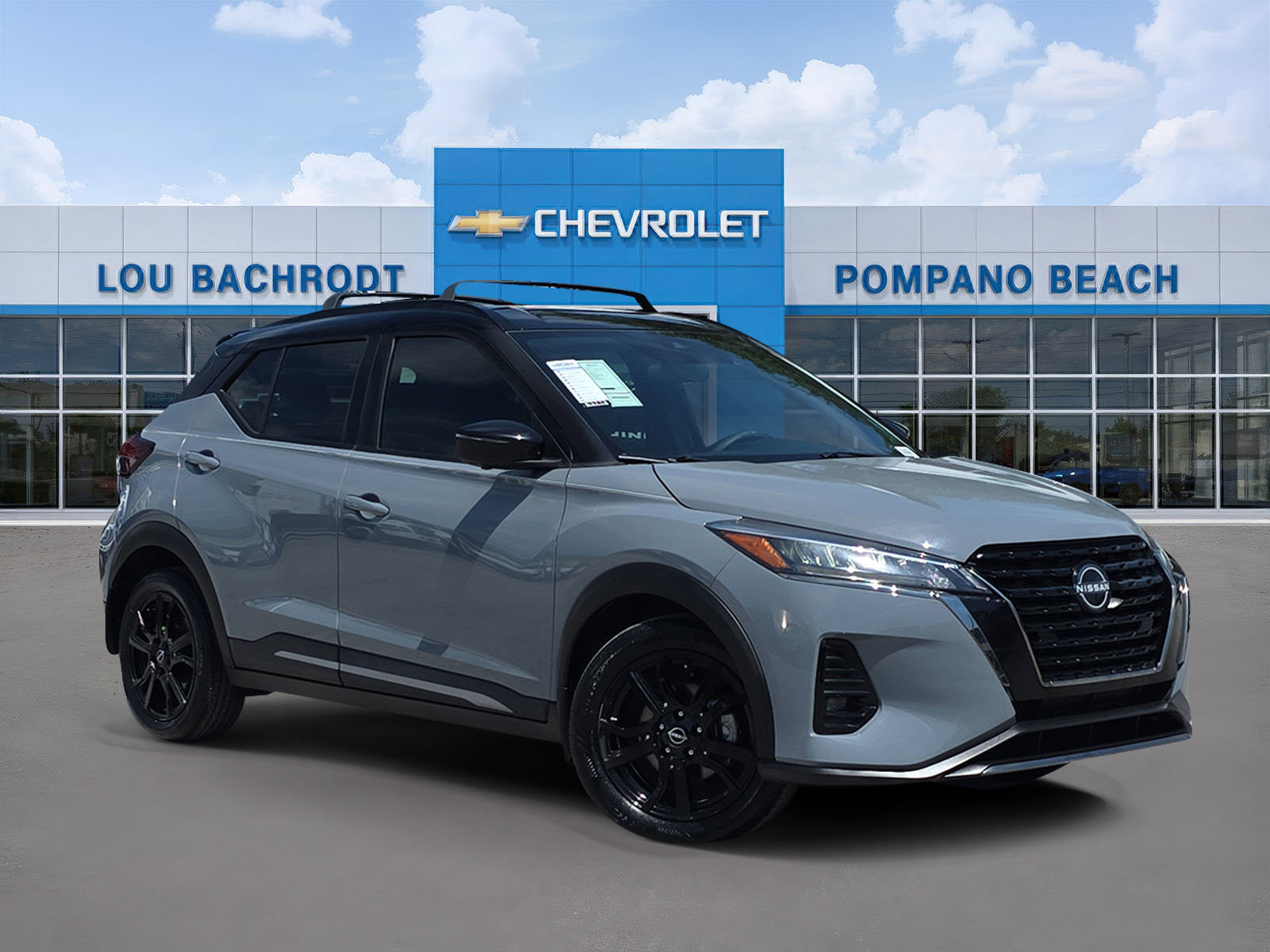 Used 2022 Nissan Kicks SR w/ Premium Package image 1