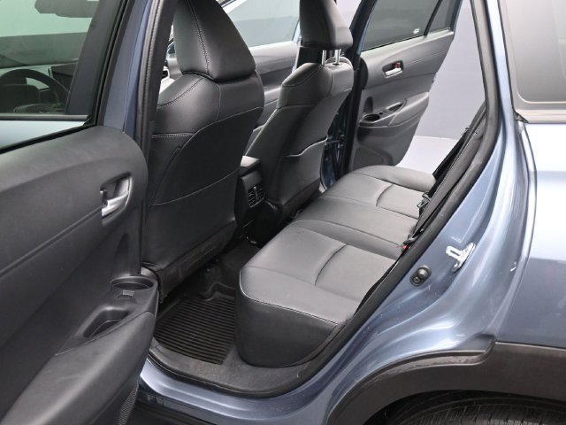 Used 2023 Toyota Corolla Cross XLE w/ Convenience Package FWD image 23