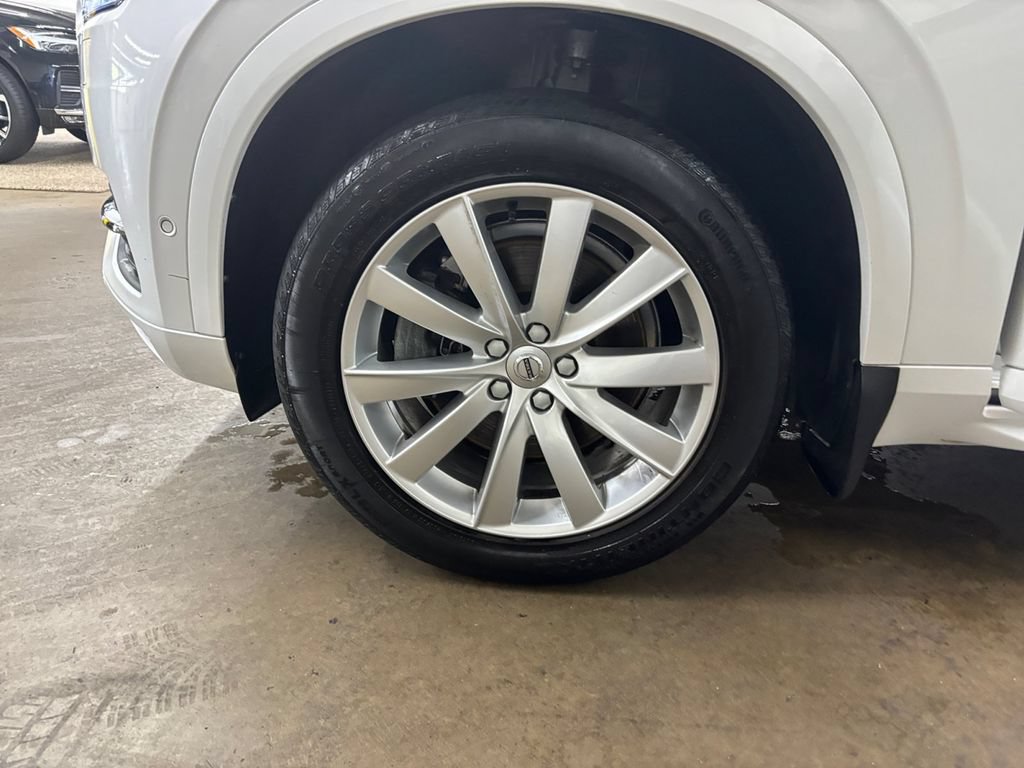 Used 2016 Volvo XC90 T6 Momentum w/ Momentum Plus Package AWD/4WD image 39