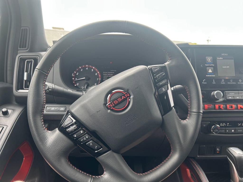 Used 2025 Nissan Frontier PRO-4X AWD/4WD image 15