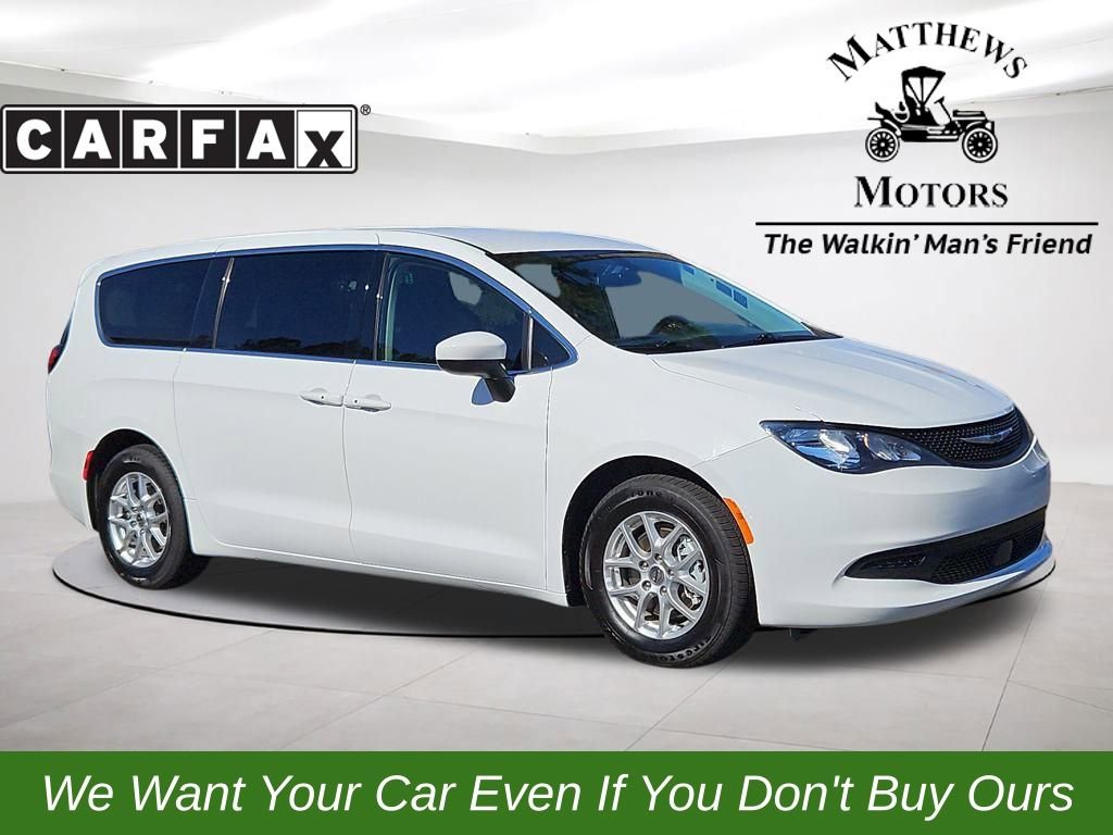 Used 2022 Chrysler Voyager LX