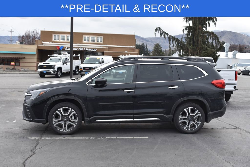 Used 2025 Subaru Ascent Touring image 2