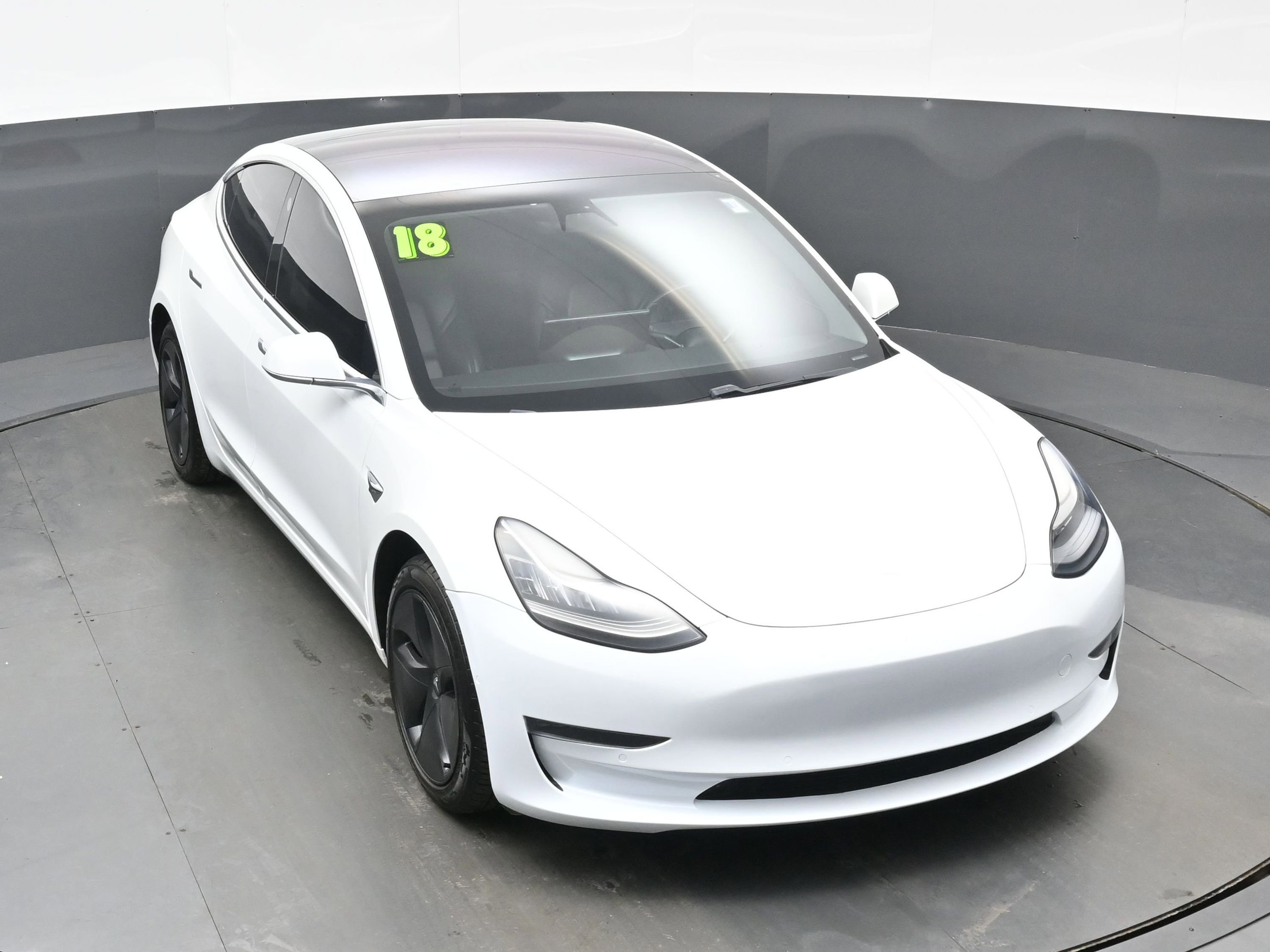 Used 2018 Tesla Model 3 Long Range image 37