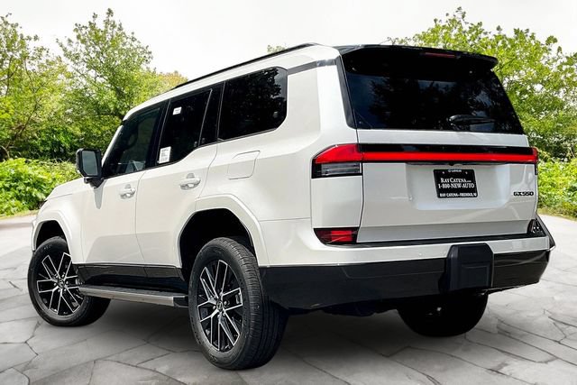 New 2026 Lexus GX 550 AWD/4WD image 3