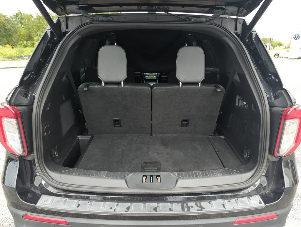 Used 2021 Ford Explorer ST w/ Equipment Group 401A AWD/4WD image 32
