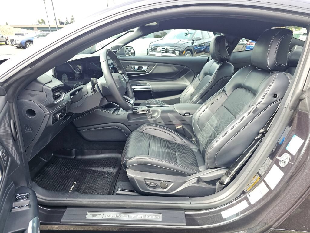 Used 2024 Ford Mustang GT Premium w/ GT Performance Package RWD image 19