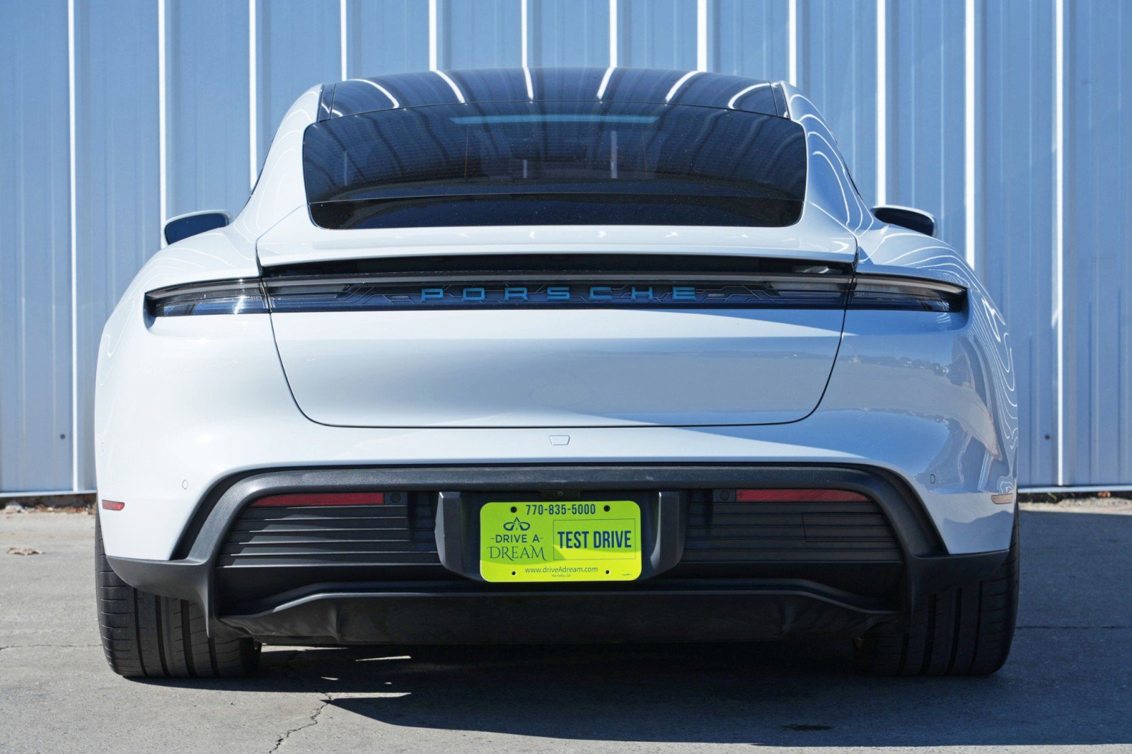 Used 2022 Porsche Taycan 4S AWD/4WD image 11