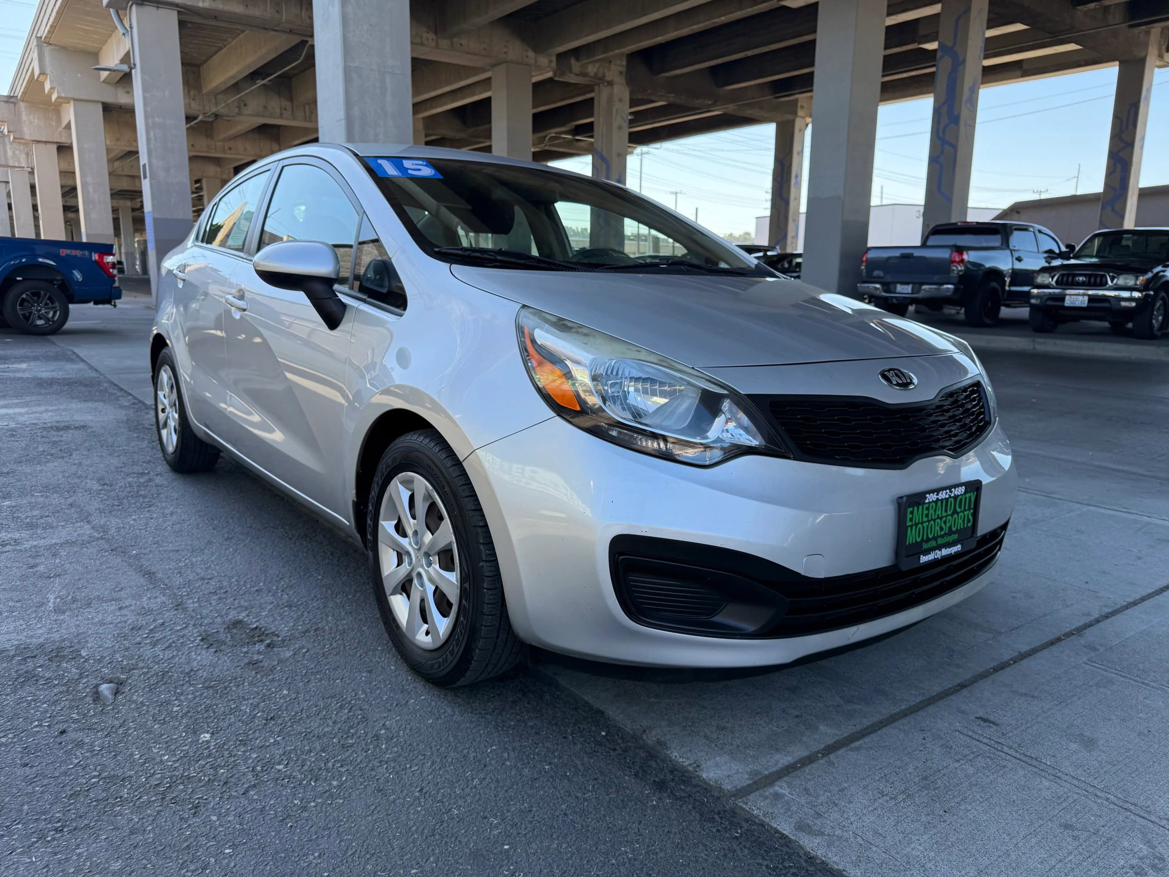 Used 2015 Kia Rio LX image 3