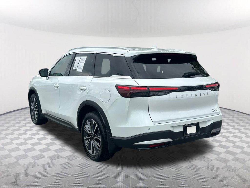 Certified 2027 INFINITI QX60 Luxe w/ Cargo Package FWD image 7