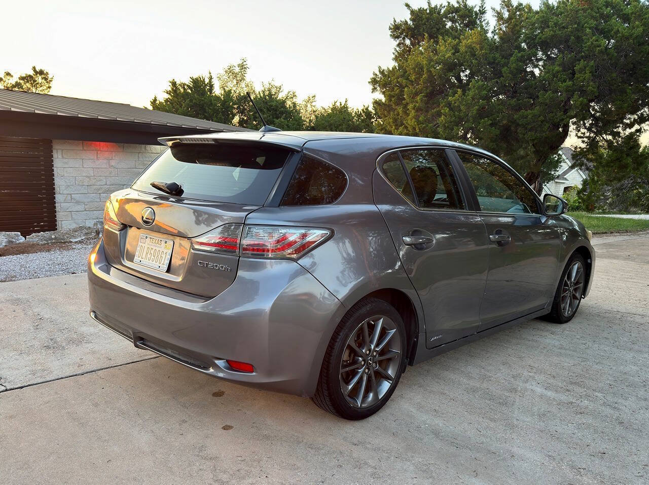 Used 2012 Lexus CT 200h Premium w/ Premium Audio Pkg (F Sport) FWD image 3