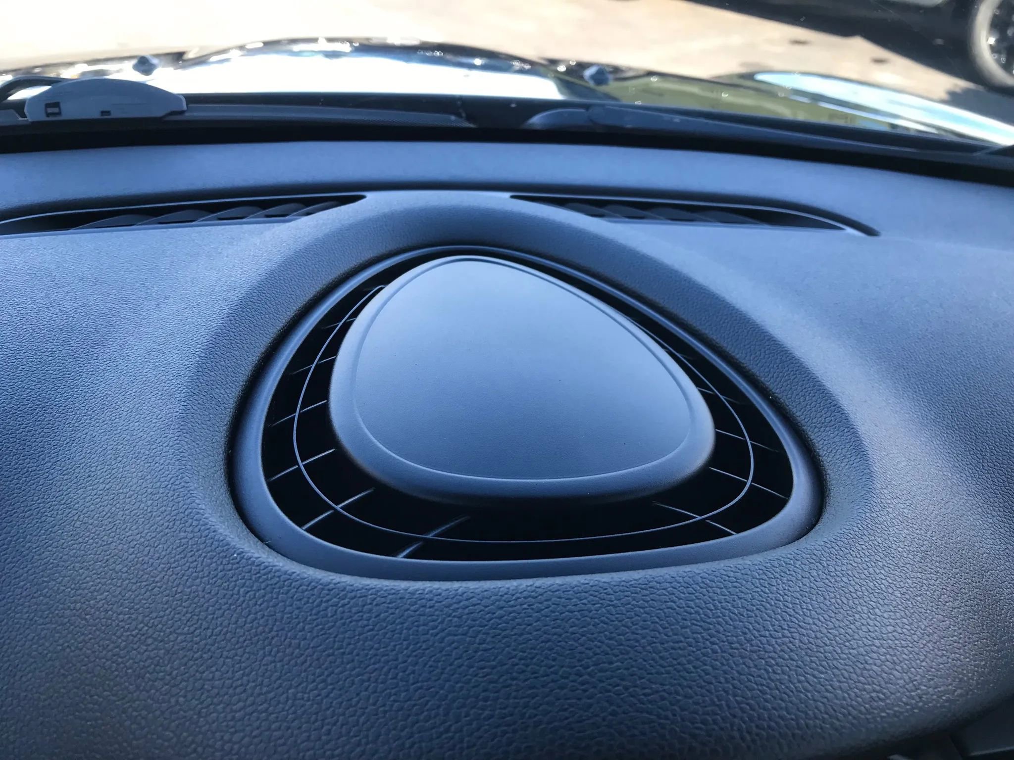 Used 2019 MINI Cooper Convertible image 37