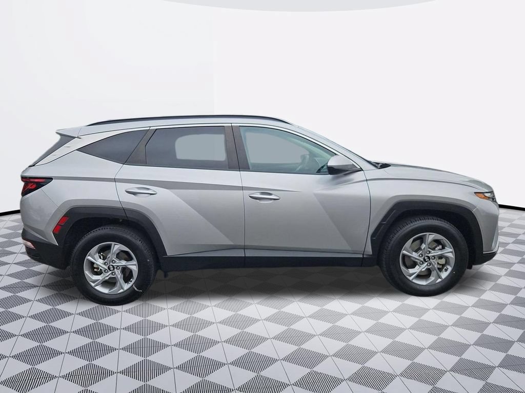 Used 2024 Hyundai Tucson SEL AWD/4WD image 7