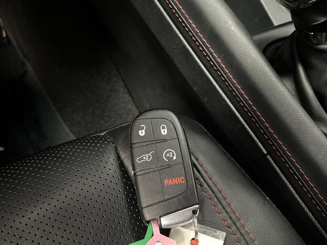 Certified 2025 Dodge Durango R/T image 30