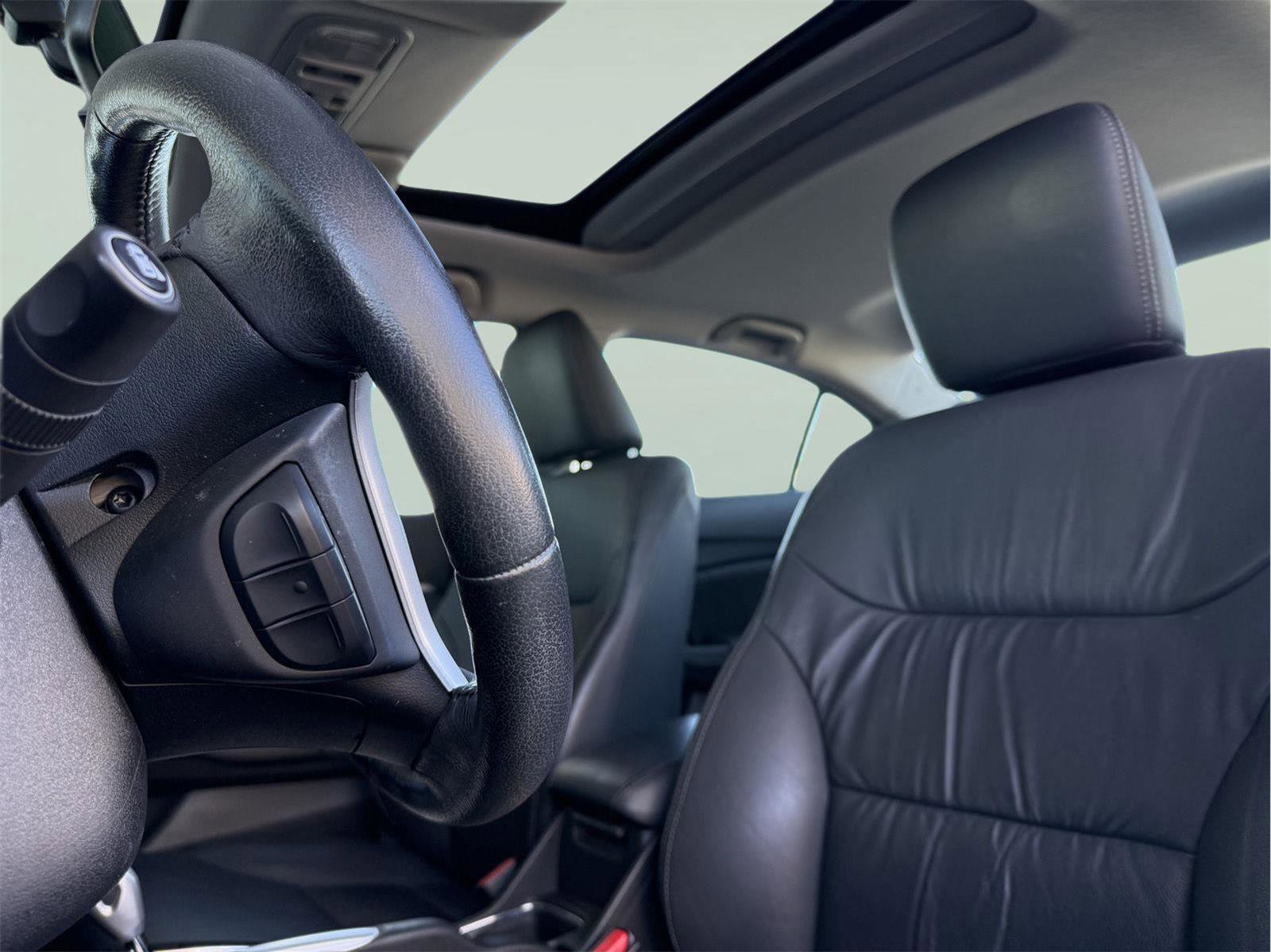 Used 2015 Honda Civic EX-L image 11