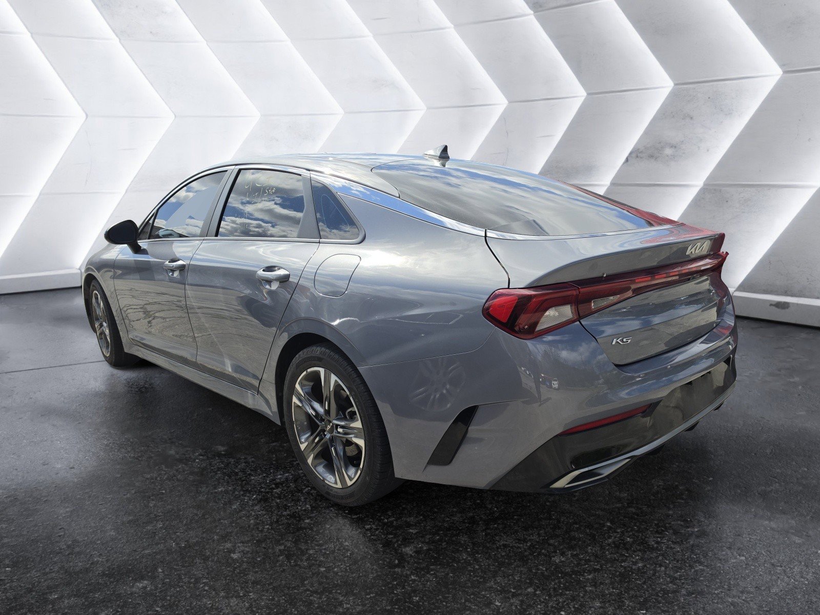 Used 2022 Kia K5 LXS image 3