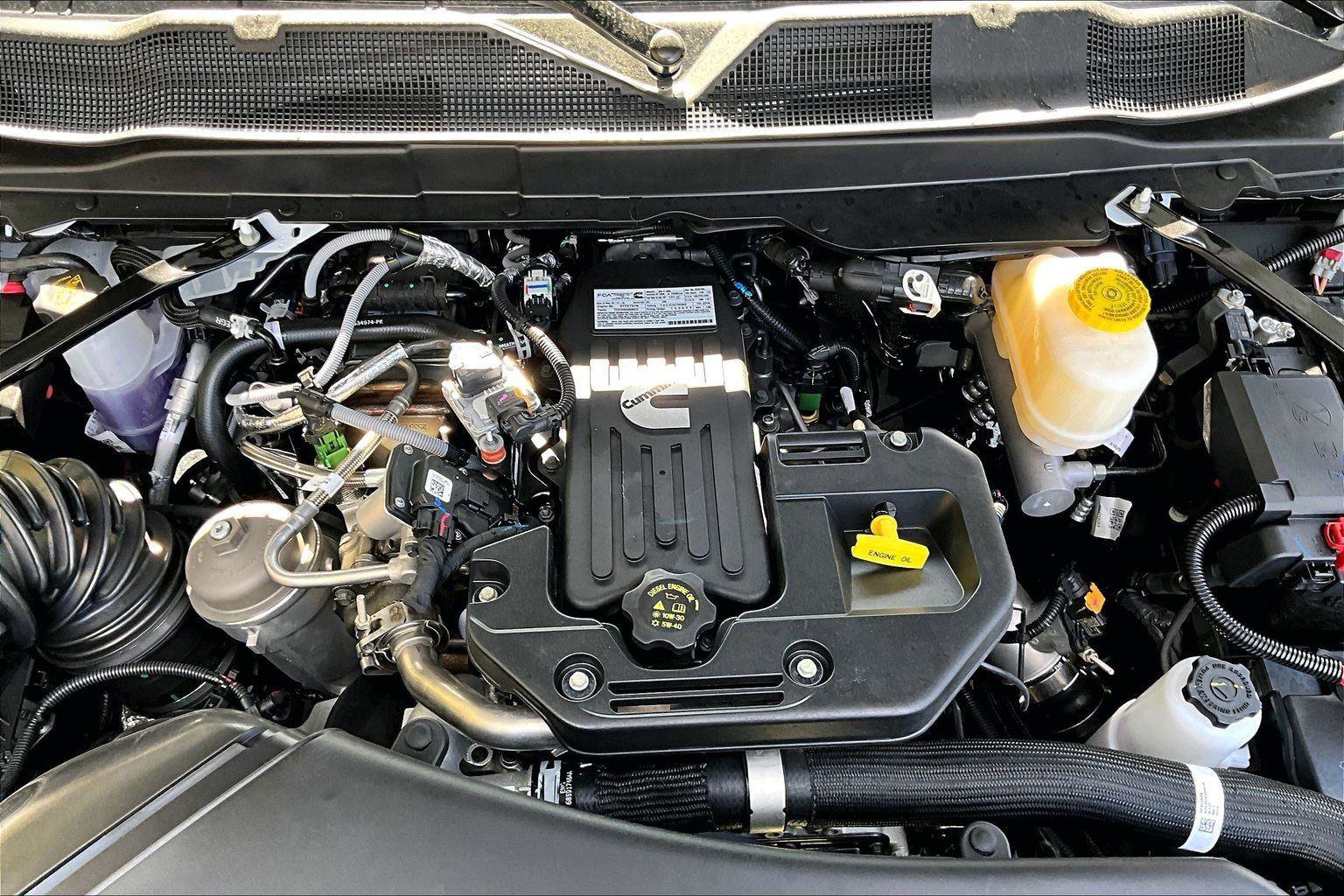 New 2026 RAM 5500 Tradesman AWD/4WD image 10