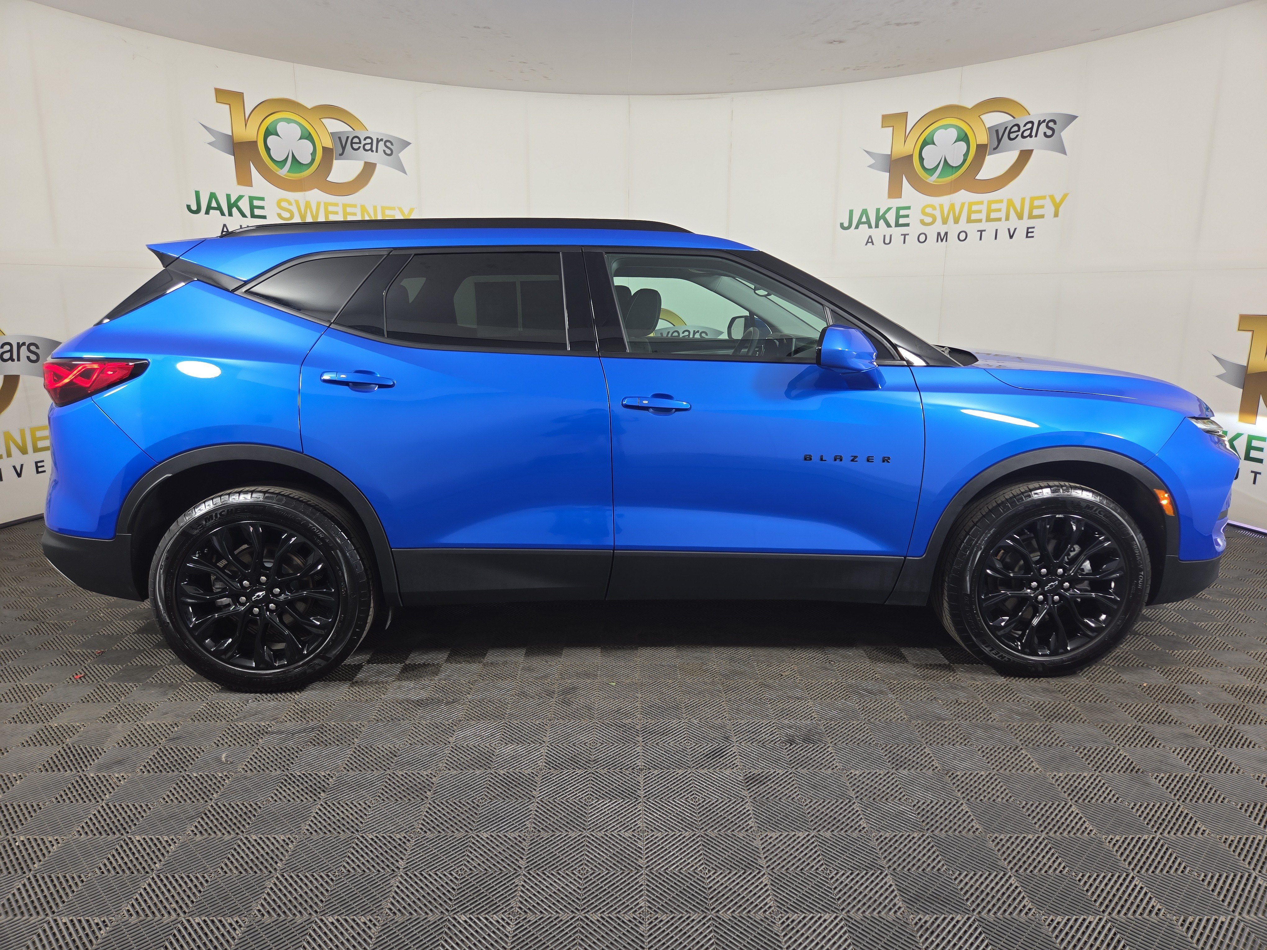 Used 2024 Chevrolet Blazer LT w/ LPO, Black Sport Package FWD image 10
