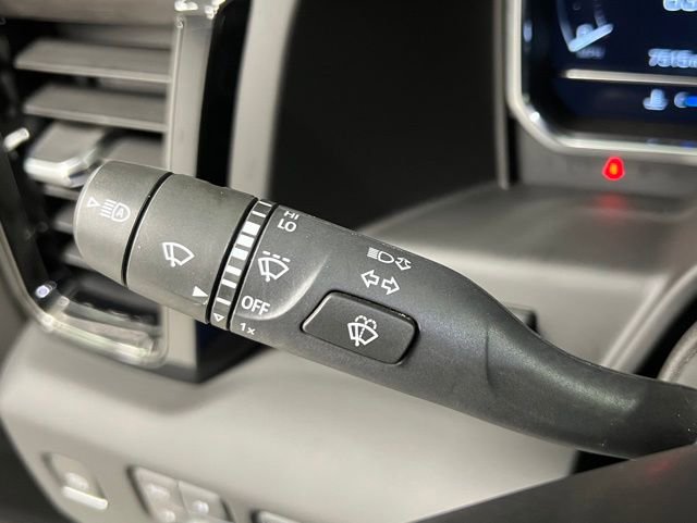 Used 2025 GMC Sierra 3500 AT4 w/ AT4 Premium Plus Package image 28