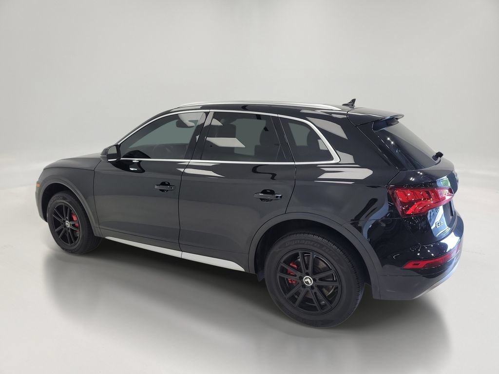 Used 2020 Audi Q5 2.0T Premium w/ Convenience Package AWD/4WD image 5