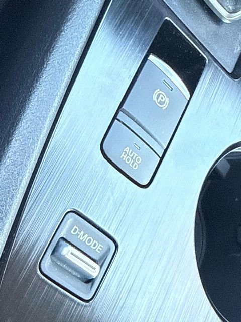 Certified 2023 Nissan Rogue SV image 18