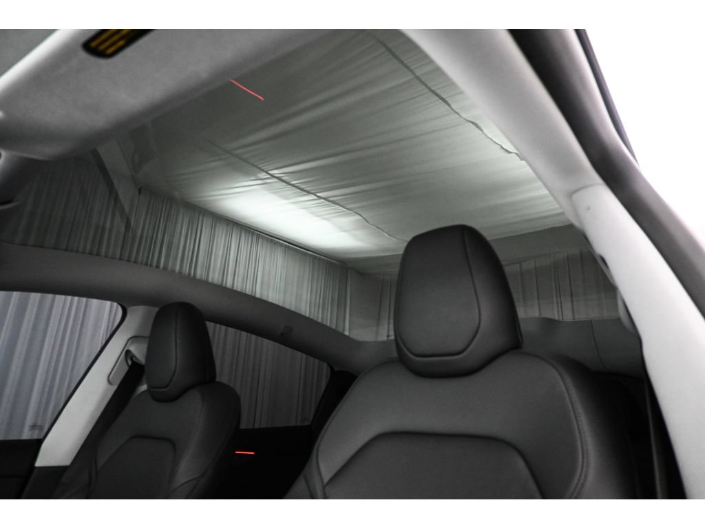 Used 2026 Tesla Model Y Long Range RWD image 14
