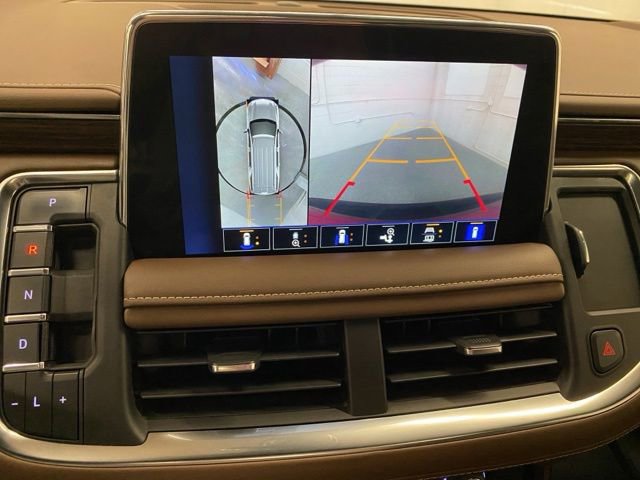 Used 2022 Chevrolet Suburban High Country AWD/4WD image 13