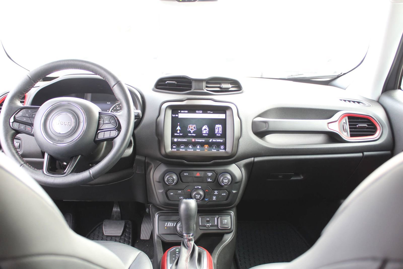 Used 2022 Jeep Renegade Trailhawk image 15