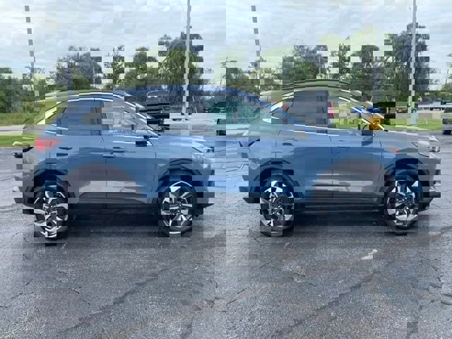 New 2024 Ford Escape Platinum w/ Premium Technology Package image 8